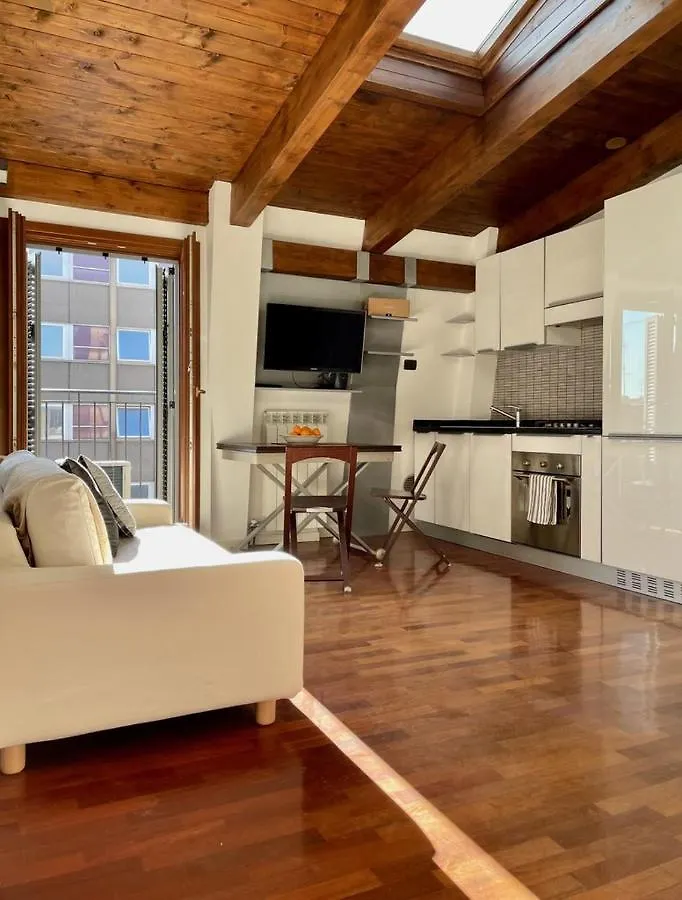 Porta Venezia-Cozy Apartment Milan Italy
