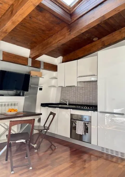 Porta Venezia-Cozy Apartment Milan